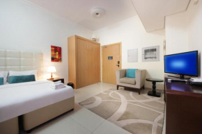 Signature Holiday Homes - Luxury Studio Apartment Al Barsha South Dubai